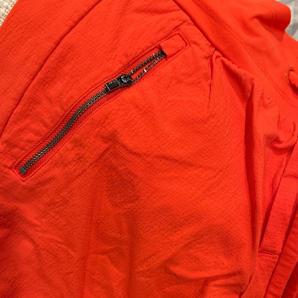 Athleta Brooklyn Jogger - Picture 9 of 11